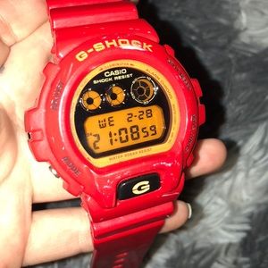 Red G-shock